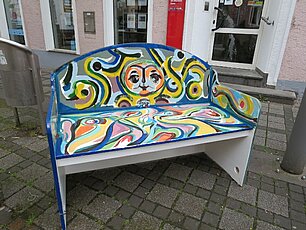 Kunstbank Restaurant Toucy Vorderseite